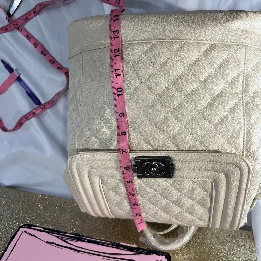 Chic Cream‎ Quilted Women's Backpack